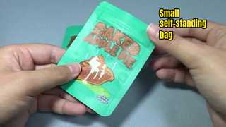 Piccola borsa autoportante