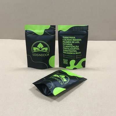 Tasche di uscita a chiusura a cerniera nera opaca ASTM-D3475