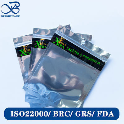 Sacchetti leggeri in lamina di alluminio personalizzati per l'imballaggio di prodotti elettronici con cerniera richiudibile.