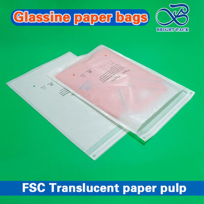 Sacchetti in carta glassine traslucida personalizzabili ed ecologici per confezionamento di abbigliamento di alta gamma