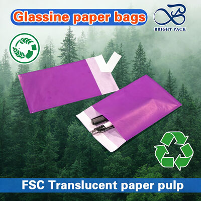 Sacchetti in carta glassine certificata FSC con elevata trasparenza e dimensioni personalizzabili per il confezionamento di abbigliamento di lusso